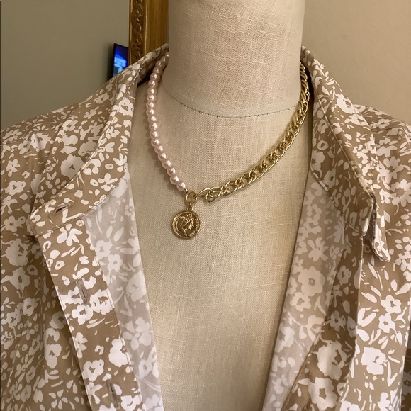 16” Necklace with Gold Coin - Picture 5 of 6